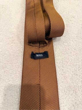 BOSS Men's Textured Copper Brown Silk Tie